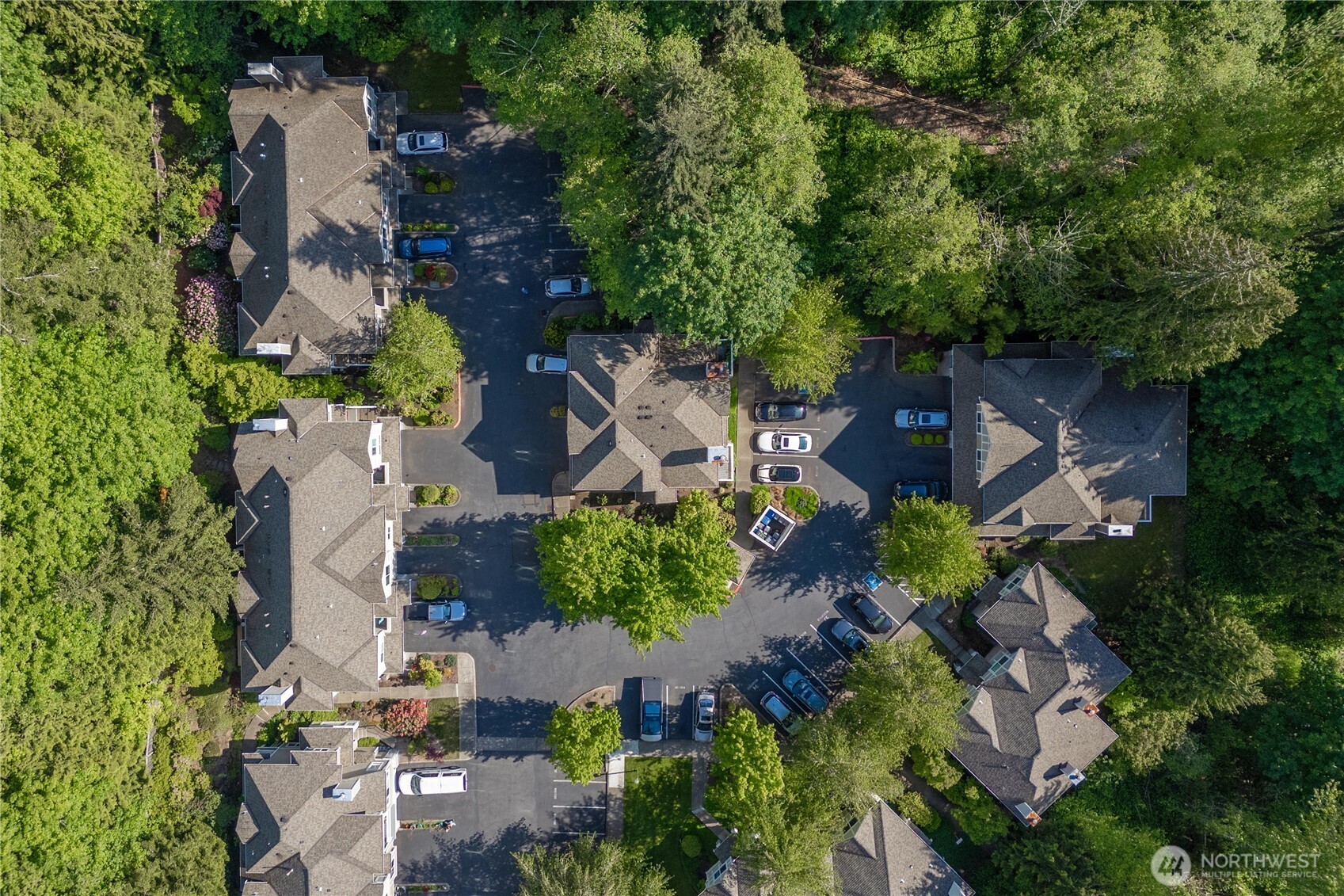 6825 Cougar Mountain Way Bellevue WA 98006