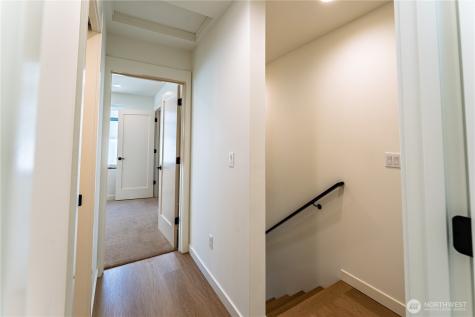 10350 Wallingford Avenue N Seattle WA 98133