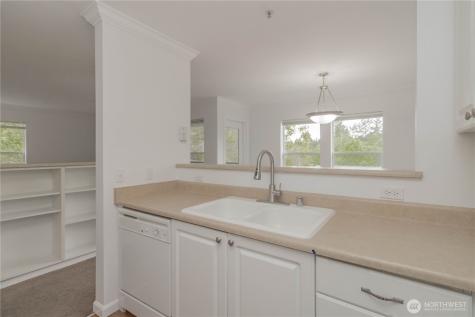 33020 10th Avenue SW Federal Way WA 98023