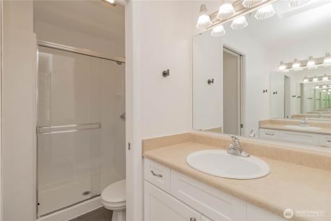 33020 10th Avenue SW Federal Way WA 98023