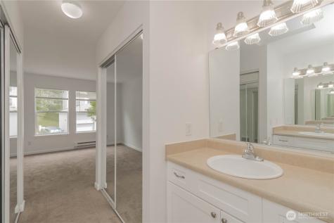 33020 10th Avenue SW Federal Way WA 98023