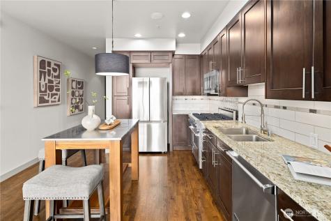 10650 NE 9th Place Bellevue WA 98004
