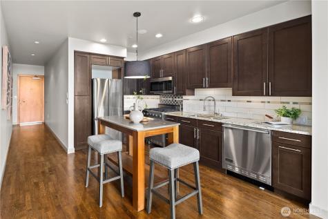 10650 NE 9th Place Bellevue WA 98004