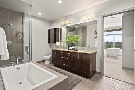 10650 NE 9th Place Bellevue WA 98004