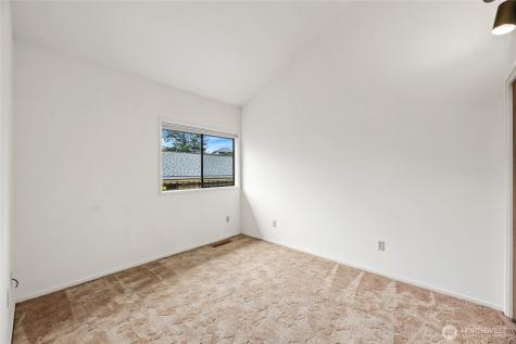 25126 142nd Avenue SE Kent WA 98042