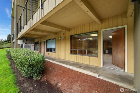 25126 142nd Avenue SE Kent WA 98042
