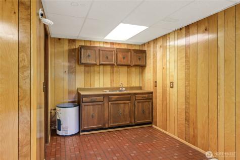 25126 142nd Avenue SE Kent WA 98042
