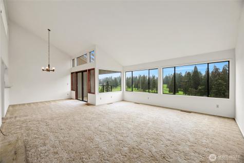25126 142nd Avenue SE Kent WA 98042
