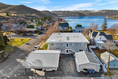321 S 3rd Street Chelan WA 98816