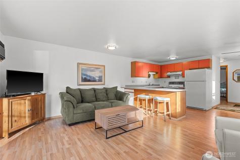 321 S 3rd Street Chelan WA 98816