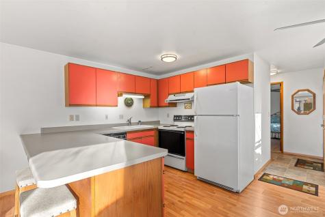 321 S 3rd Street Chelan WA 98816