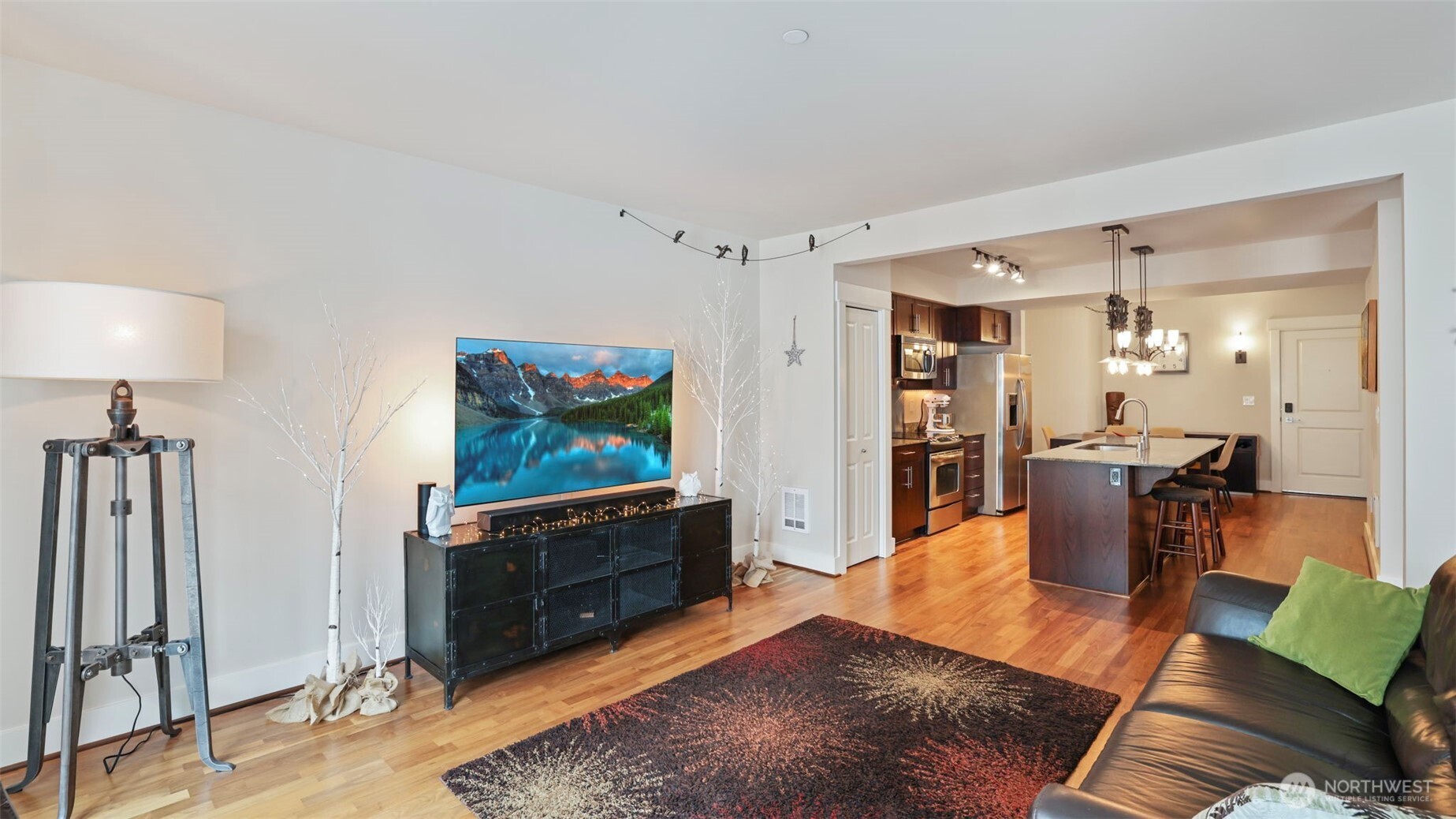 699 John Street Seattle WA 98109