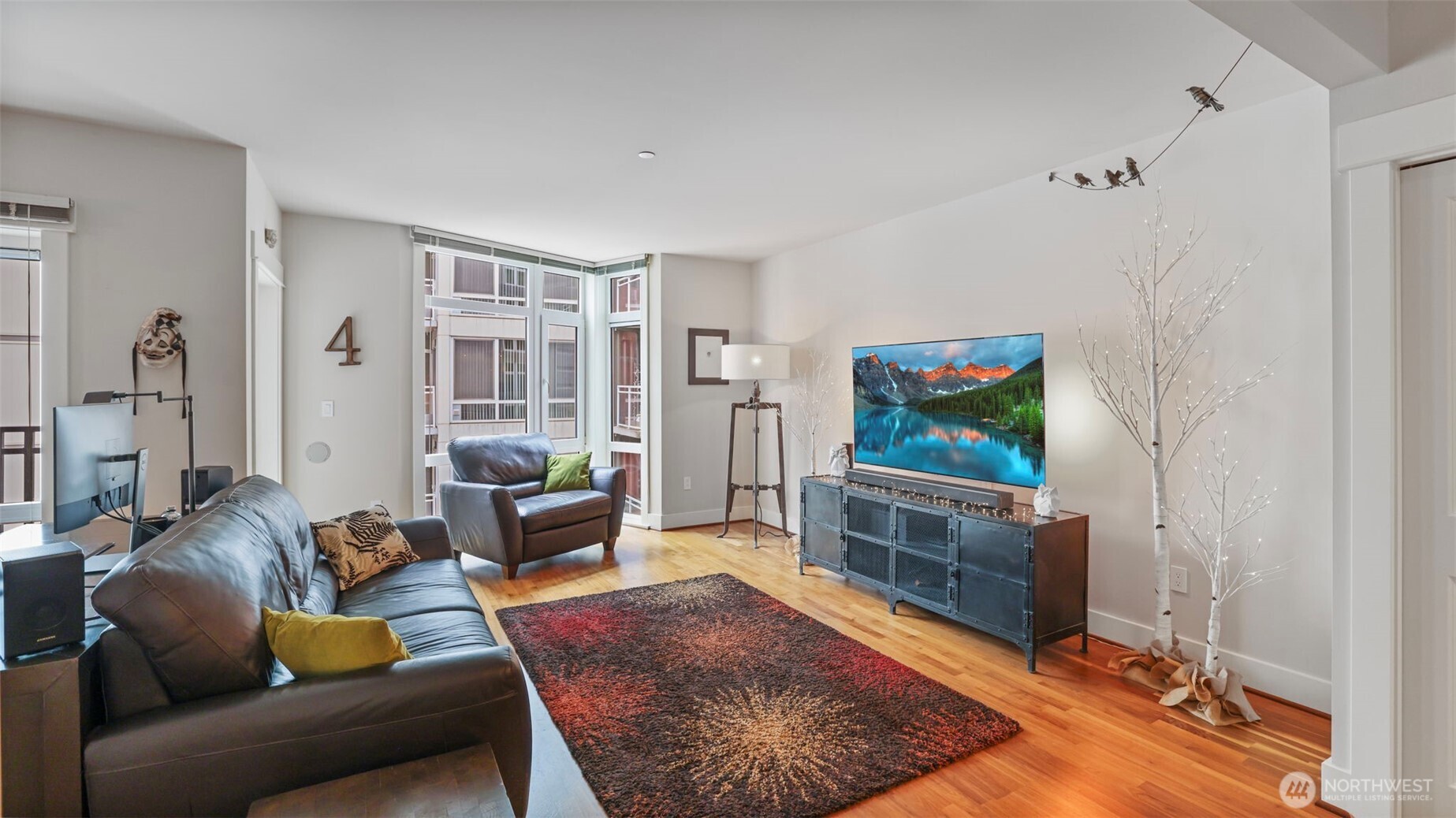 699 John Street Seattle WA 98109