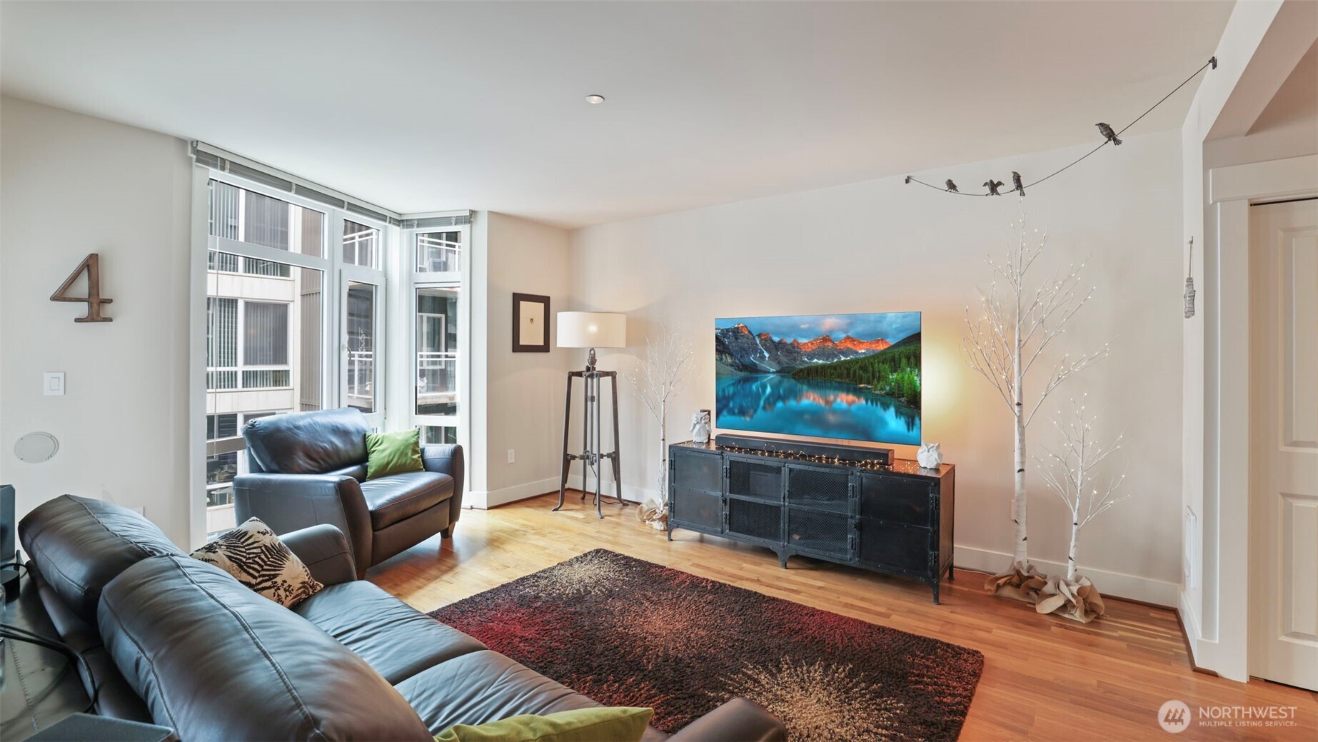 699 John Street Seattle WA 98109