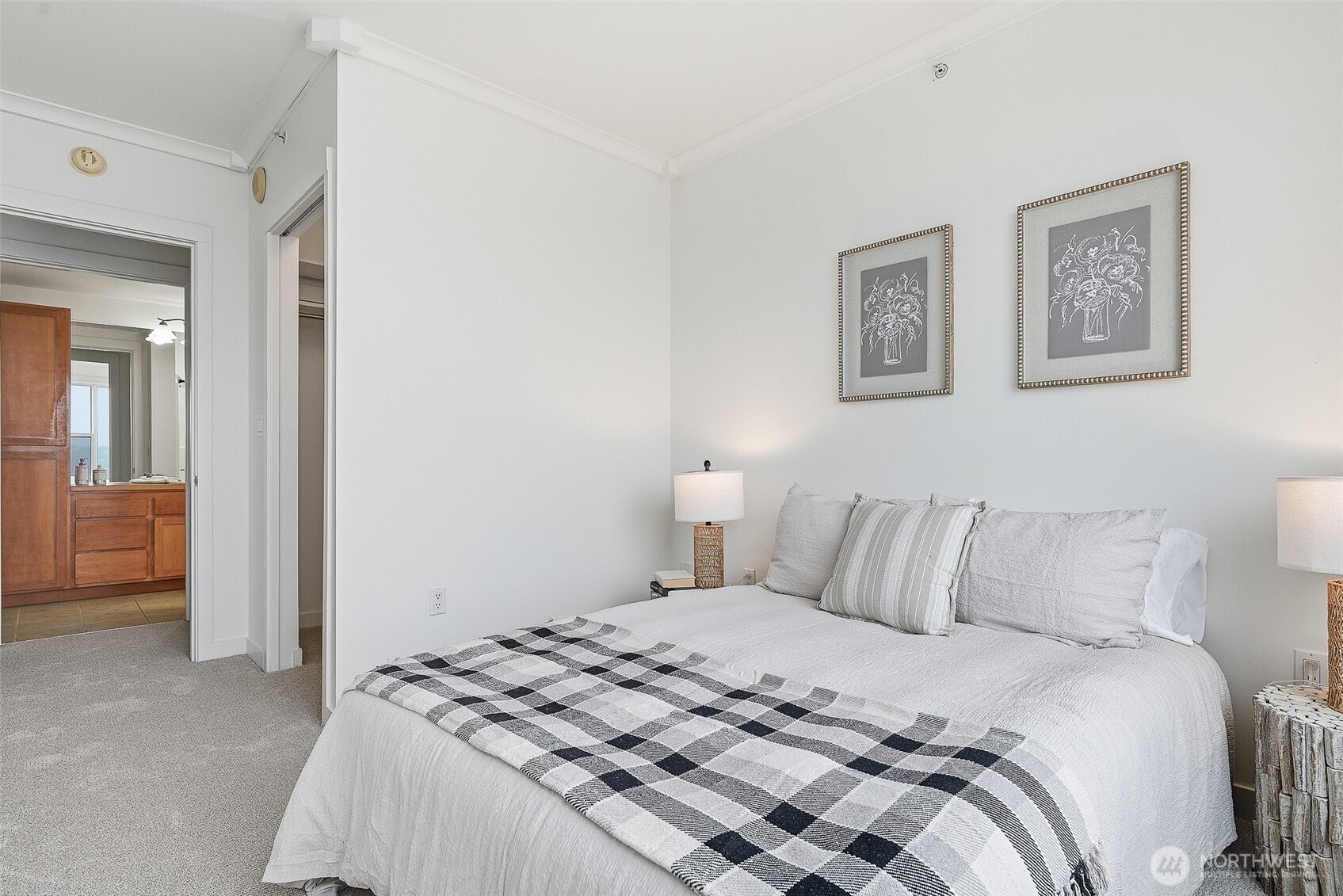 2607 Western Avenue Seattle WA 98121