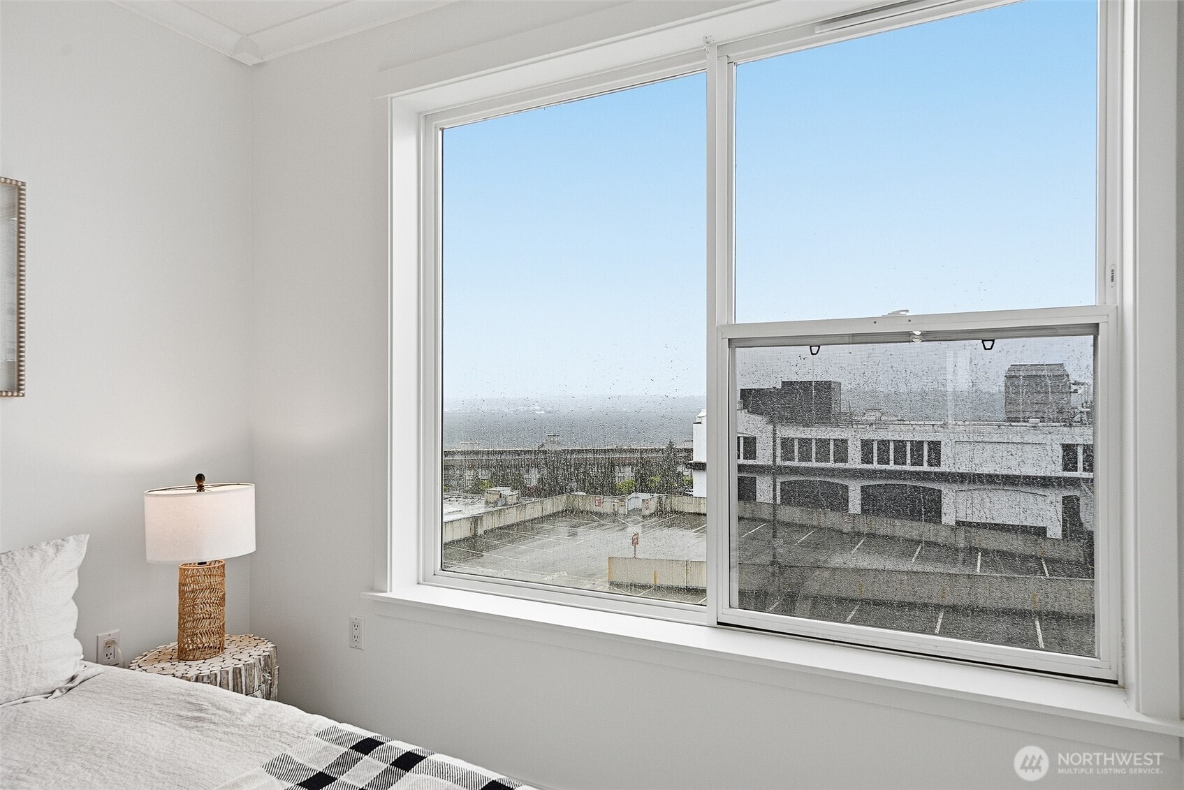 2607 Western Avenue Seattle WA 98121