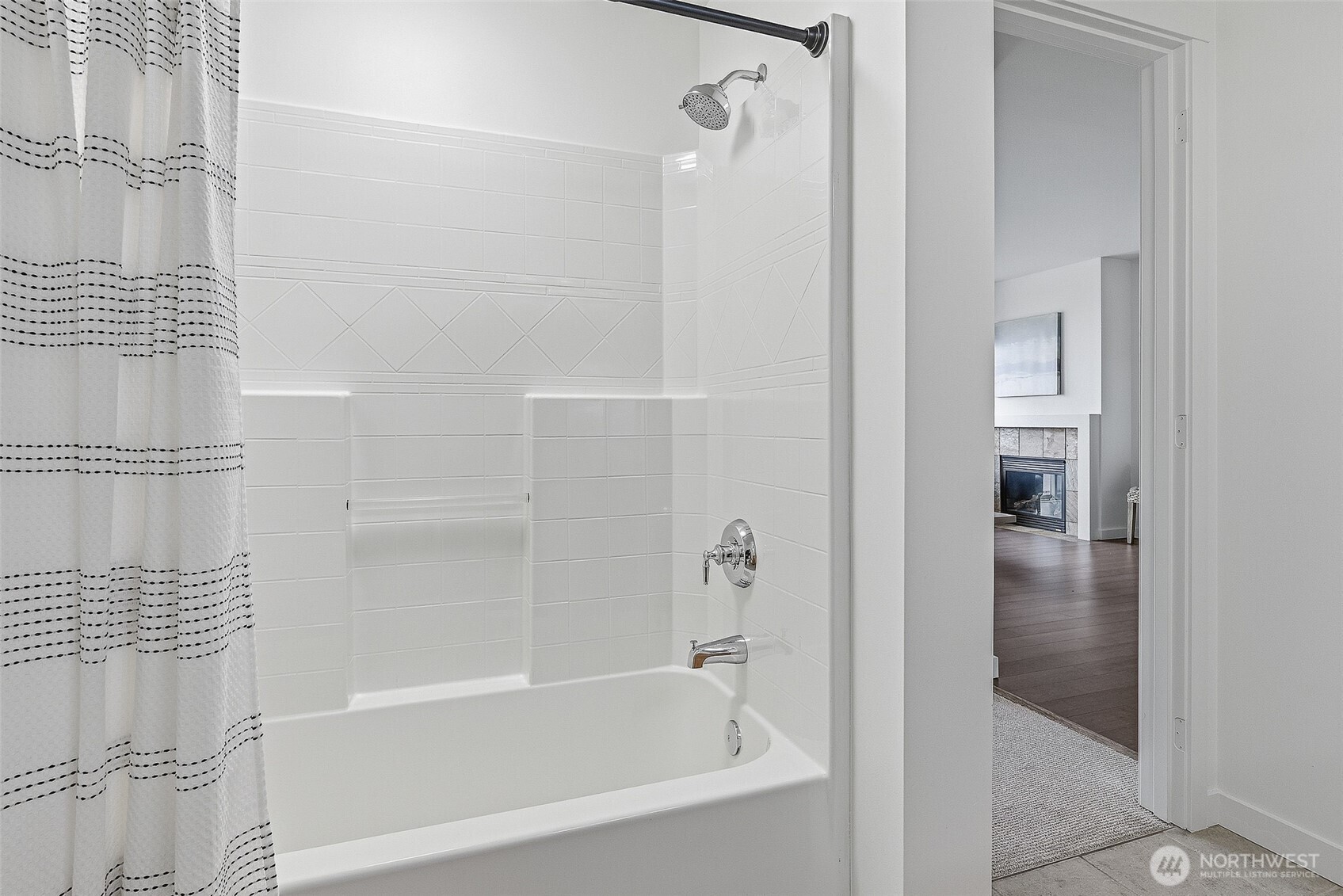 2607 Western Avenue Seattle WA 98121