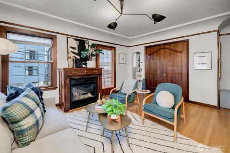 1120 17th Avenue Seattle WA 98122