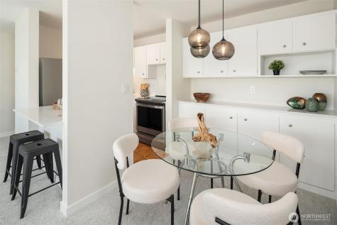 6201 Lake Washington Boulevard NE Kirkland WA 98033
