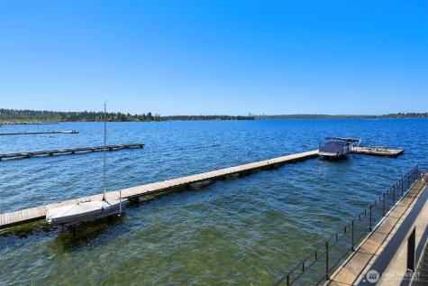 6201 Lake Washington Boulevard NE Kirkland WA 98033