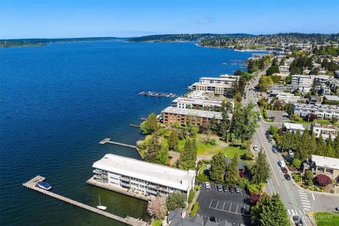 6201 Lake Washington Boulevard NE Kirkland WA 98033