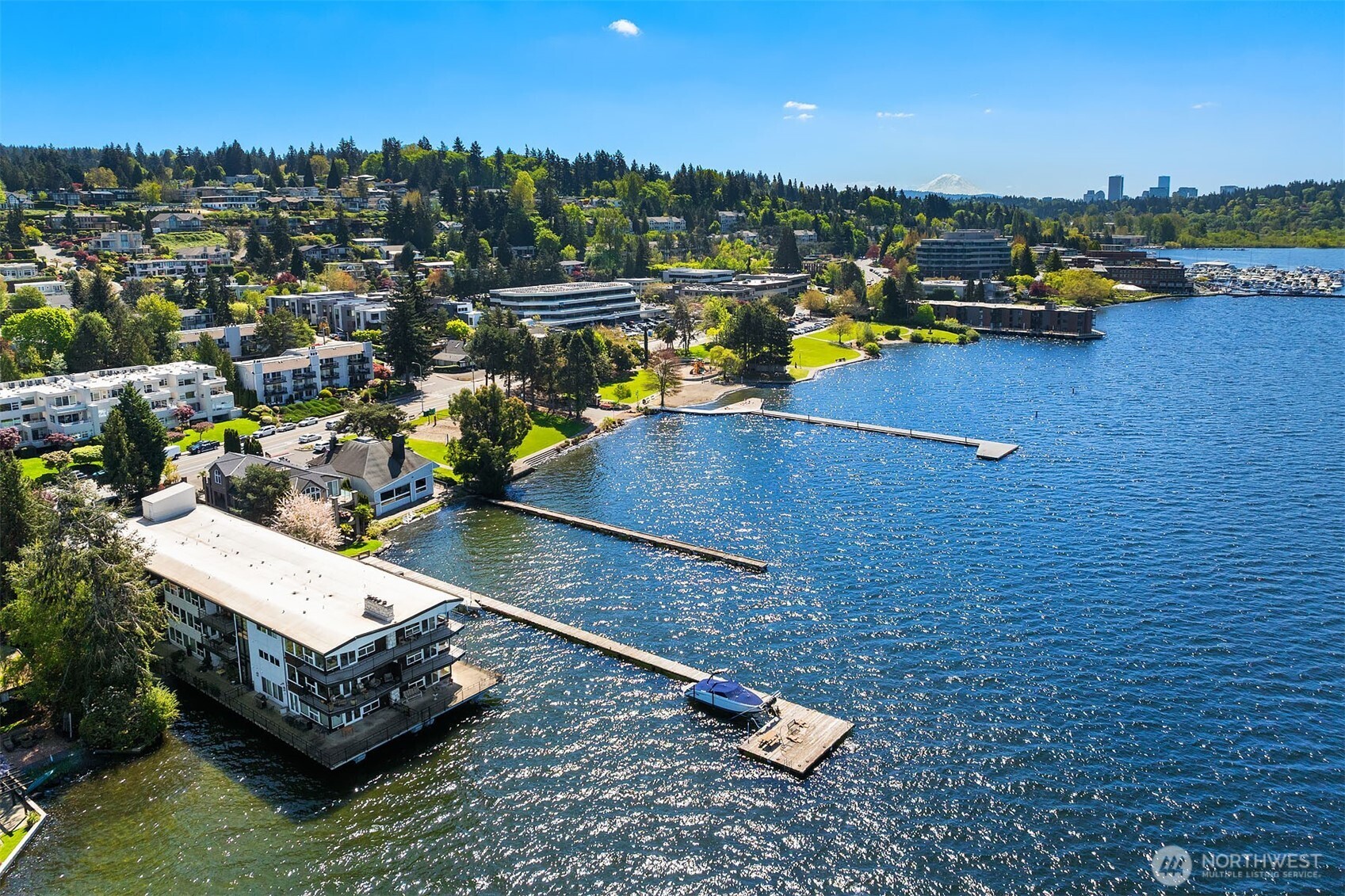 6201 Lake Washington Boulevard NE Kirkland WA 98033