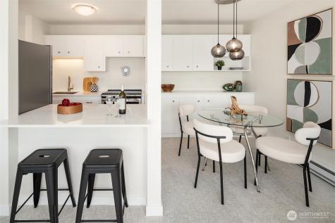 6201 Lake Washington Boulevard NE Kirkland WA 98033