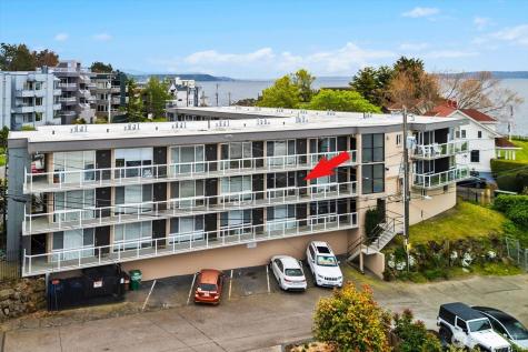 3151 Alki Avenue SW Seattle WA 98116