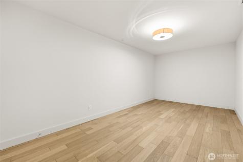 583 Battery Street Seattle WA 98121