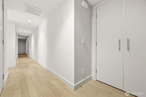 583 Battery Street Seattle WA 98121