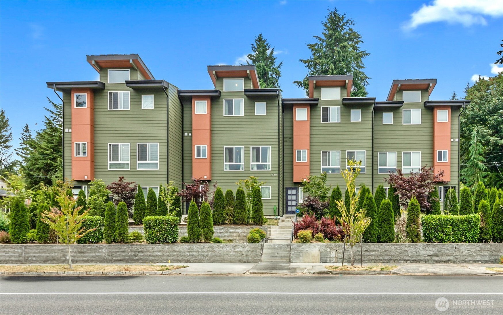 14906 Manor Way Lynnwood WA 98087