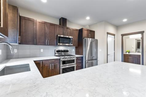 14906 Manor Way Lynnwood WA 98087