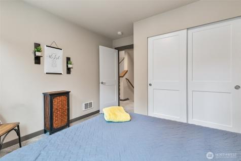 14906 Manor Way Lynnwood WA 98087