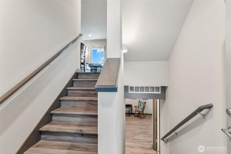 14906 Manor Way Lynnwood WA 98087