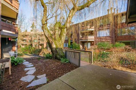 2316 NE 89th Street Seattle WA 98115