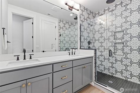 21724 25th Avenue SE Bothell WA 98021