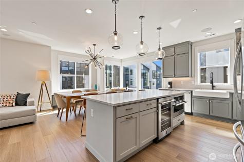 21724 25th Avenue SE Bothell WA 98021
