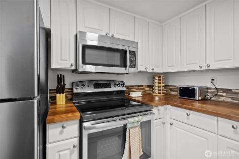 2102 NW Kelly Drive Vancouver WA 98655