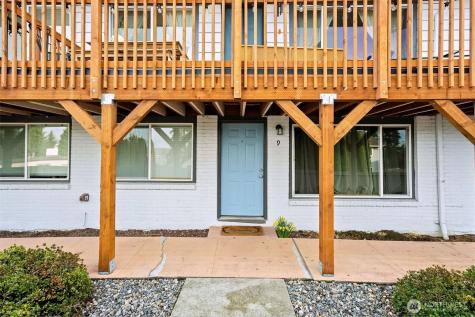 2102 NW Kelly Drive Vancouver WA 98655