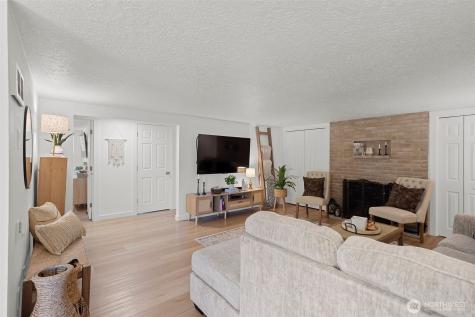 2102 NW Kelly Drive Vancouver WA 98655