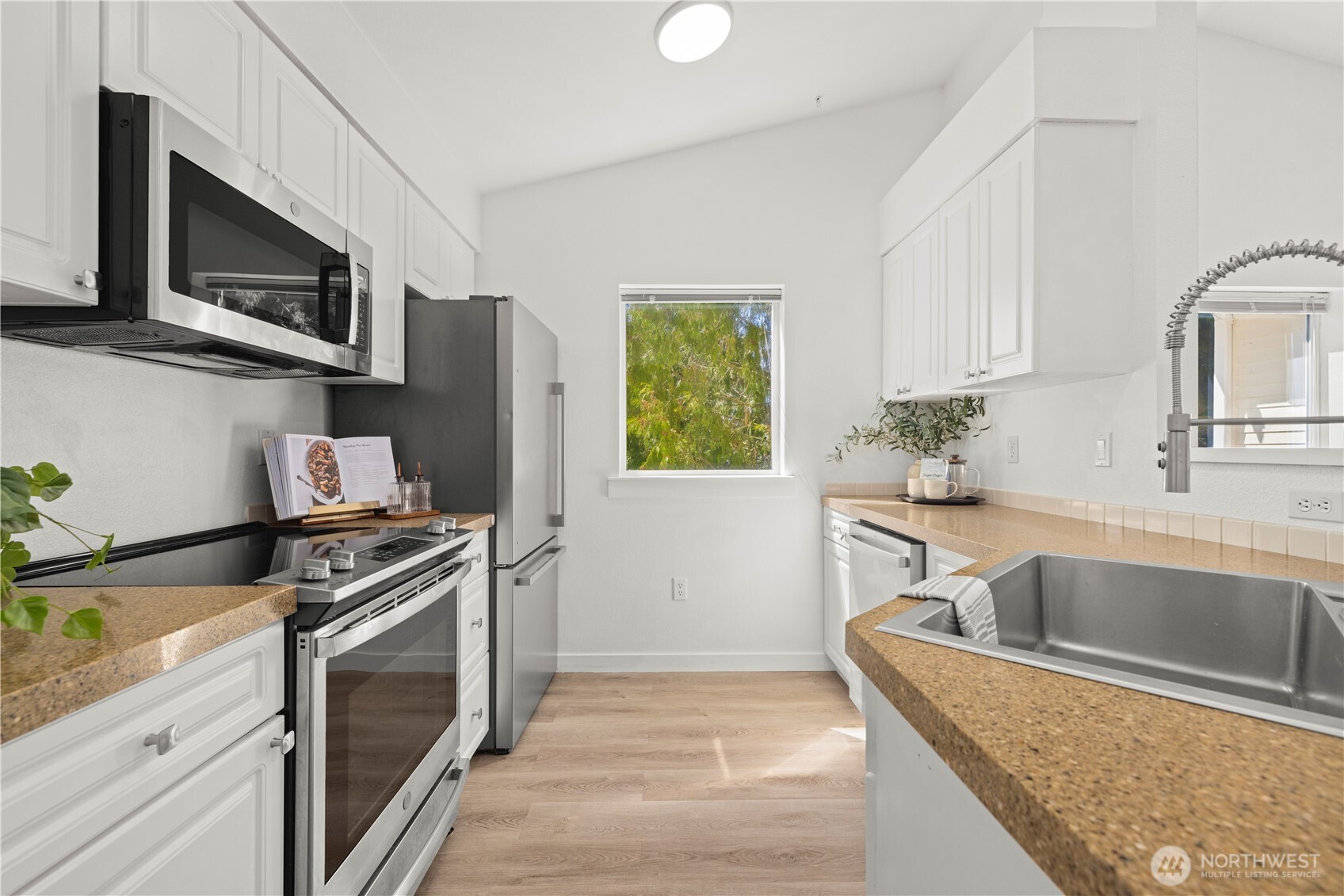 11510 12th Avenue W Everett WA 98204