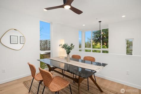 1406 21st Avenue Seattle WA 98122