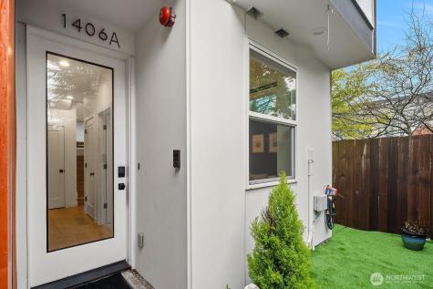1406 21st Avenue Seattle WA 98122