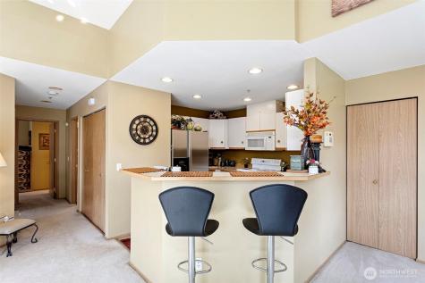 23221 58th Avenue S Kent WA 98032