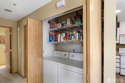 23221 58th Avenue S Kent WA 98032