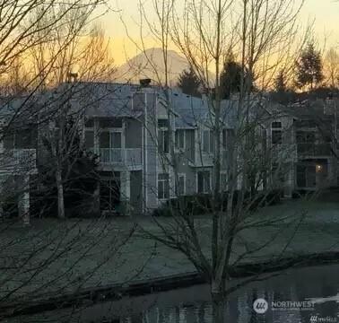 23221 58th Avenue S Kent WA 98032