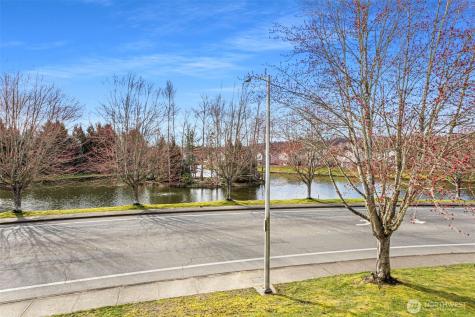 23221 58th Avenue S Kent WA 98032