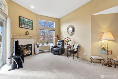 23221 58th Avenue S Kent WA 98032