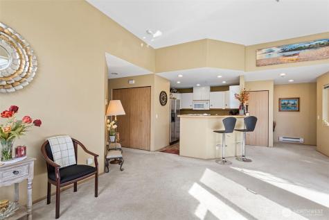 23221 58th Avenue S Kent WA 98032