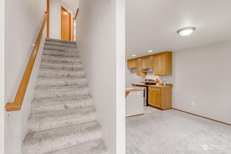1327 149th Place Sw Lynnwood WA 98087